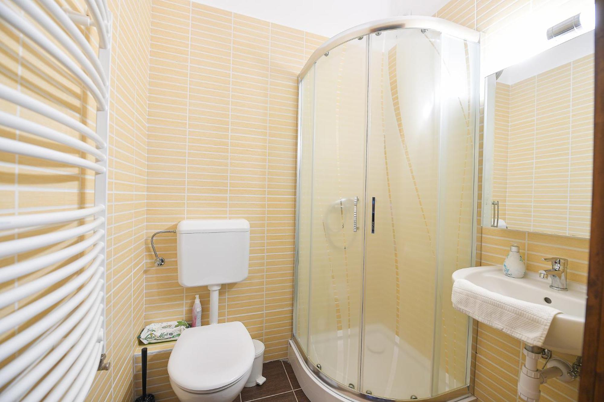 Kokusz Apartmanok Eğri Oda fotoğraf