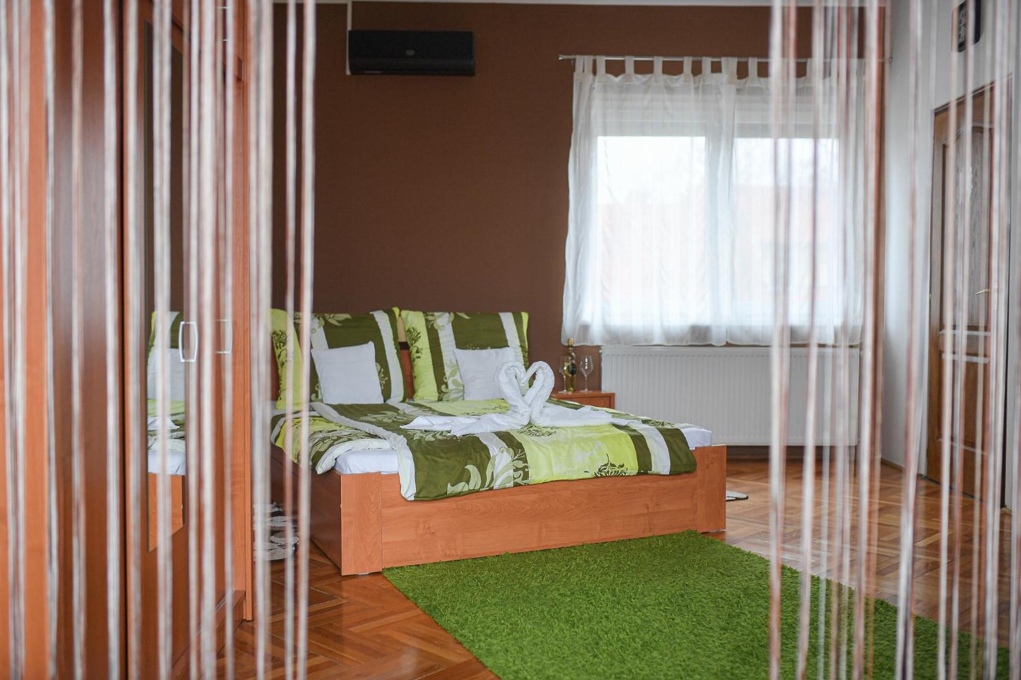 Kokusz Apartmanok Eğri Oda fotoğraf